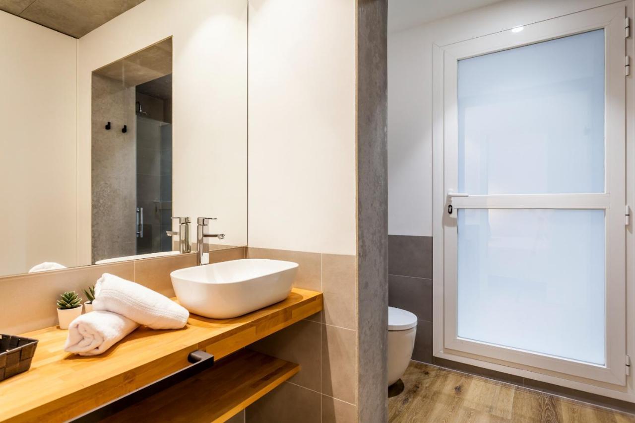 Puerto Beach Suites فالنسيا المظهر الخارجي الصورة
