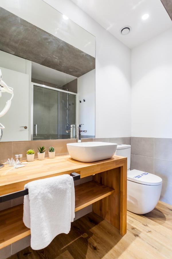 Puerto Beach Suites فالنسيا المظهر الخارجي الصورة